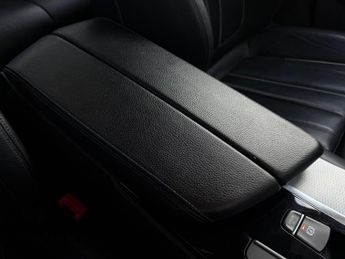 BMW 5 Series 2.0 520d M Sport Auto Euro 6 (s/s) 4dr