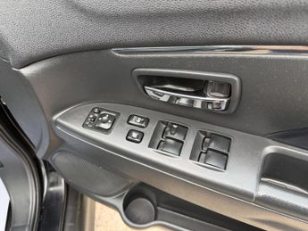 Mitsubishi ASX 2.2 DI-D 4 Auto 4WD Euro 5 (s/s) 5dr