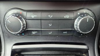 Mercedes-Benz B Class 1.6 B180 BlueEfficiency SE 7G-DCT Euro 5 (s/s) 5dr