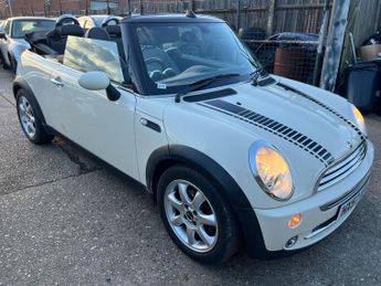 MINI Convertible 1.6 Cooper CVT Euro 3 2dr