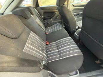 Ford Focus 1.6 Style 5dr