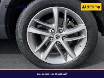 MG MG HS 1.5 T-GDI Exclusive DCT Euro 6 (s/s) 5dr