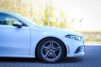 Mercedes-Benz A Class 1.5 A180d AMG Line (Premium) 7G-DCT Euro 6 (s/s) 5dr