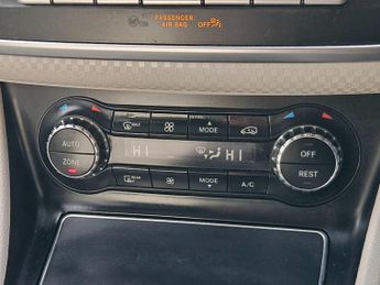 Mercedes-Benz A Class 2.1 A200d Sport (Premium) 7G-DCT Euro 6 (s/s) 5dr
