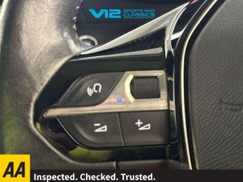 Peugeot E-2008 50kWh Allure Premium SUV 5dr Electric Auto (136 ps)