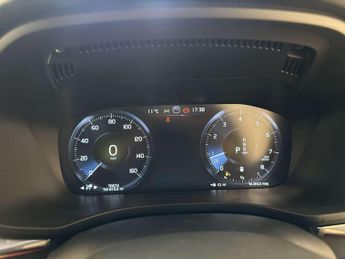 Volvo XC60 2.0 B6 MHEV R-Design SUV 5dr Petrol Hybrid Auto AWD Euro 6 (s/s)