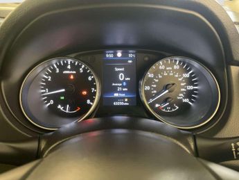 Nissan Qashqai 1.3 DIG-T Acenta Premium Euro 6 (s/s) 5dr