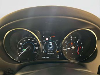 Jaguar XE 2.0d SE Saloon 4dr Diesel Manual Euro 6 (s/s) (163 ps)