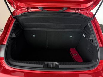 Renault Clio 1.6 E-TECH S Edition Auto Euro 6 (s/s) 5dr