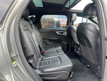 Audi Q7 3.0 TDI V6 S line Tiptronic quattro Euro 6 (s/s) 5dr