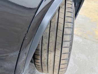 Volvo XC90 2.4 D5 R-Design Geartronic AWD 5dr