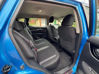 Nissan Qashqai 1.2 DIG-T Acenta XTRON Euro 6 (s/s) 5dr