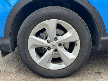 Nissan Qashqai 1.2 DIG-T Acenta XTRON Euro 6 (s/s) 5dr