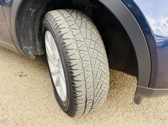 Land Rover Discovery Sport 2.0 TD4 SE Tech Auto 4WD Euro 6 (s/s) 5dr