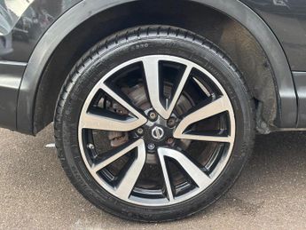 Nissan Qashqai 1.6 dCi Tekna SUV 5dr Diesel XTRON Euro 6 (s/s) (130 ps)