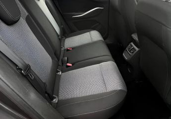 Vauxhall Grandland X 1.2 Turbo Sport Nav Auto Euro 6 (s/s) 5dr