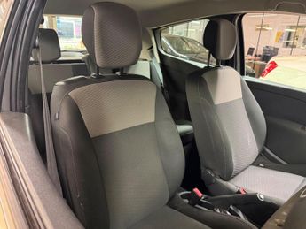 Renault Clio 1.2 I-Music Euro 5 3dr