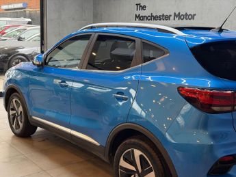 MG MG ZS 72.6kWh Trophy Long Range Auto 5dr