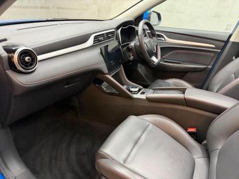 MG MG ZS 72.6kWh Trophy Long Range Auto 5dr