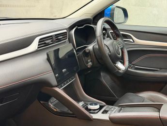 MG MG ZS 72.6kWh Trophy Long Range Auto 5dr