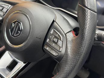 MG MG ZS 72.6kWh Trophy Long Range Auto 5dr