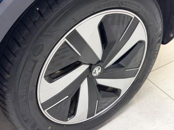 MG MG ZS 72.6kWh Trophy Long Range Auto 5dr