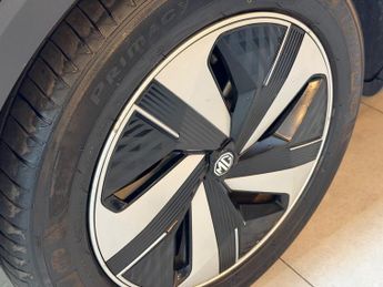 MG MG ZS 72.6kWh Trophy Long Range Auto 5dr