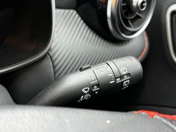 MG MG ZS 51.1kWh SE Auto 5dr