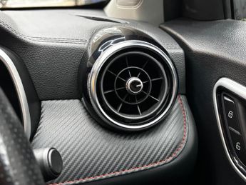 MG MG ZS 51.1kWh SE Auto 5dr