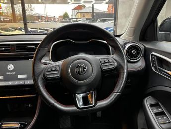 MG MG ZS 51.1kWh SE Auto 5dr