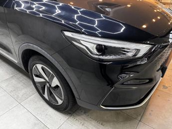 MG MG ZS 51.1kWh SE Auto 5dr