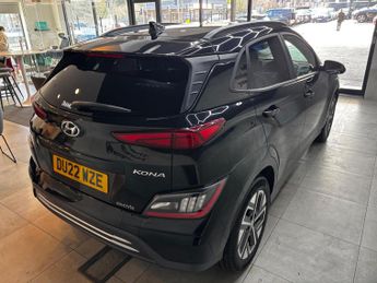 Hyundai KONA 64kWh Premium Auto 5dr (10.5kW Charger)