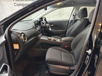 Hyundai KONA 64kWh Premium Auto 5dr (10.5kW Charger)