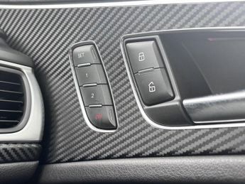 AUDI A6 SALOON 2.0 TDI ultra S line