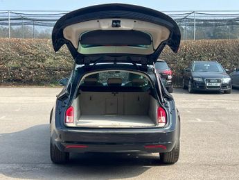 Vauxhall Insignia 2.0 CDTi Elite Nav Sports Tourer Auto Euro 5 5dr