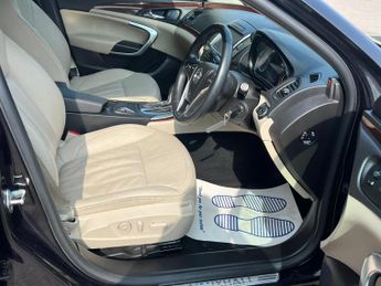 Vauxhall Insignia 2.0 CDTi Elite Nav Sports Tourer Auto Euro 5 5dr