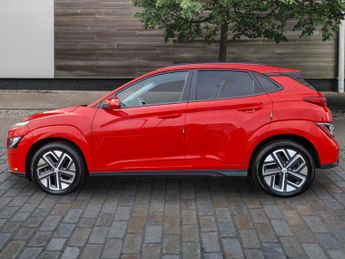 Hyundai Kona 64kWh Premium SUV 5dr Electric Auto (10.5kW Charger) (204 ps)