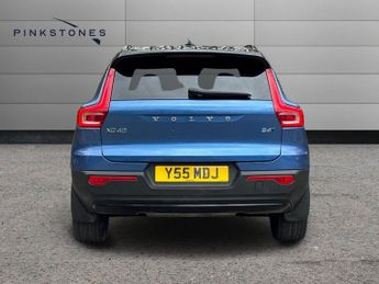Volvo XC40 2.0 B4 MHEV R-Design Auto AWD Euro 6 (s/s) 5dr