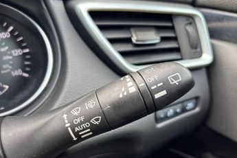 Nissan Qashqai 1.3 DiG-T 160 Acenta Premium 5dr DCT