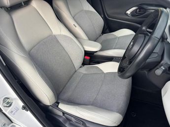 Toyota Yaris 1.5 VVT-h Excel E-CVT Euro 6 (s/s) 5dr