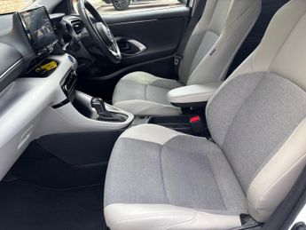 Toyota Yaris 1.5 VVT-h Excel E-CVT Euro 6 (s/s) 5dr