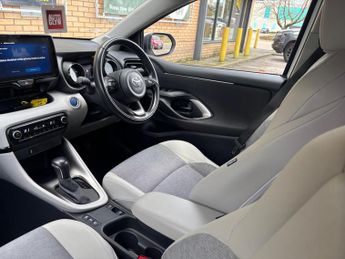 Toyota Yaris 1.5 VVT-h Excel E-CVT Euro 6 (s/s) 5dr
