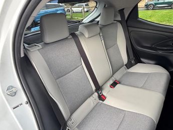 Toyota Yaris 1.5 VVT-h Excel E-CVT Euro 6 (s/s) 5dr