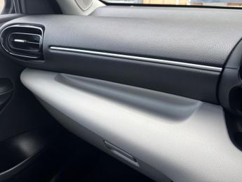 Toyota Yaris 1.5 VVT-h Excel E-CVT Euro 6 (s/s) 5dr