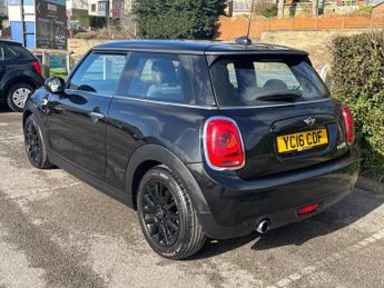 MINI Hatch 1.5 Cooper Auto Euro 6 (s/s) 3dr