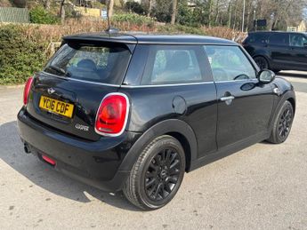MINI Hatch 1.5 Cooper Auto Euro 6 (s/s) 3dr