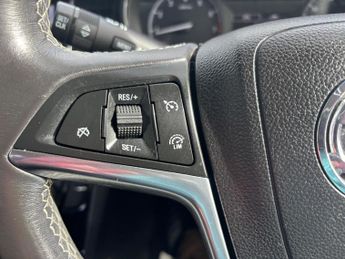 Vauxhall Mokka X 1.4i Turbo Design Nav Auto Euro 6 5dr