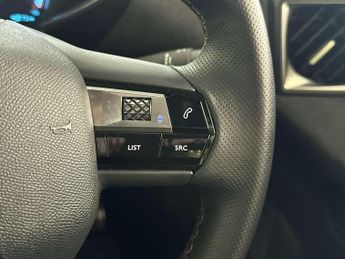 DS AUTOMOBILES DS 3 CROSSBACK E-TENSE 50kWh Performance Line Crossback 5dr Electric Auto (136 