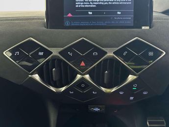 DS AUTOMOBILES DS 3 CROSSBACK E-TENSE 50kWh Performance Line Crossback 5dr Electric Auto (136 