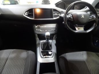 Peugeot 308 SW 1.6 HDi Active Euro 5 (s/s) 5dr